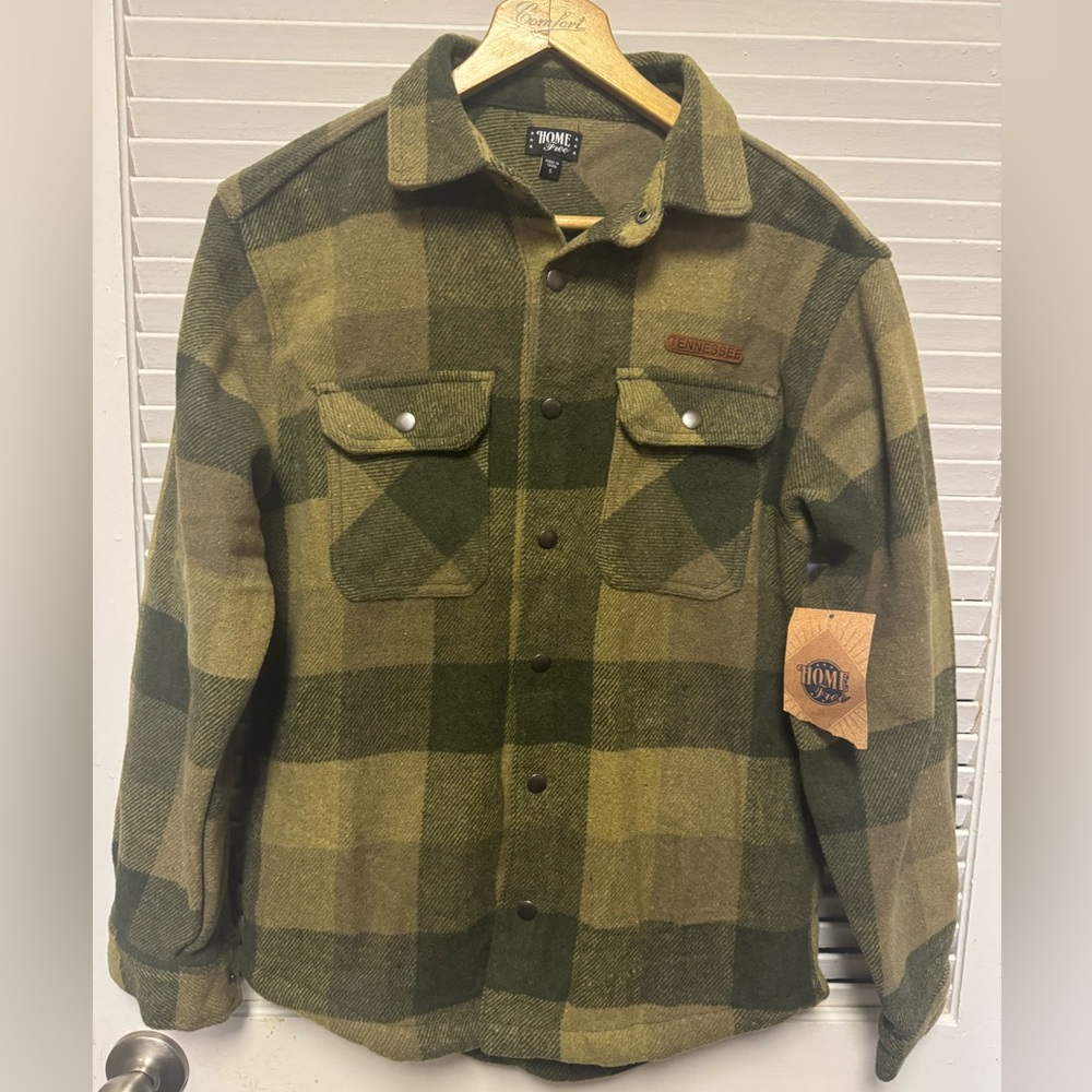 Home Free Tennessee Men's Small Green Plaid Flannel Jacket